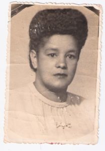 Fotos familiares de Tomasa Ruiz y Silvana Santucci (Barrio Chalet - Santa Fe). Archivo e investigación Analía Molinari. Copias de Fototeca Museo Histórico Provincial de Santa Fe.